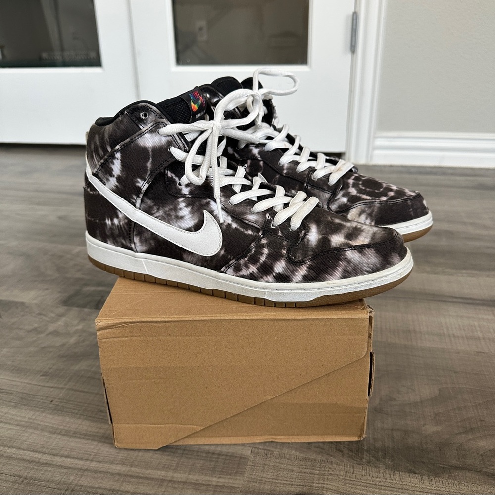 Nike Dunk High Premium SB Tie Dye
